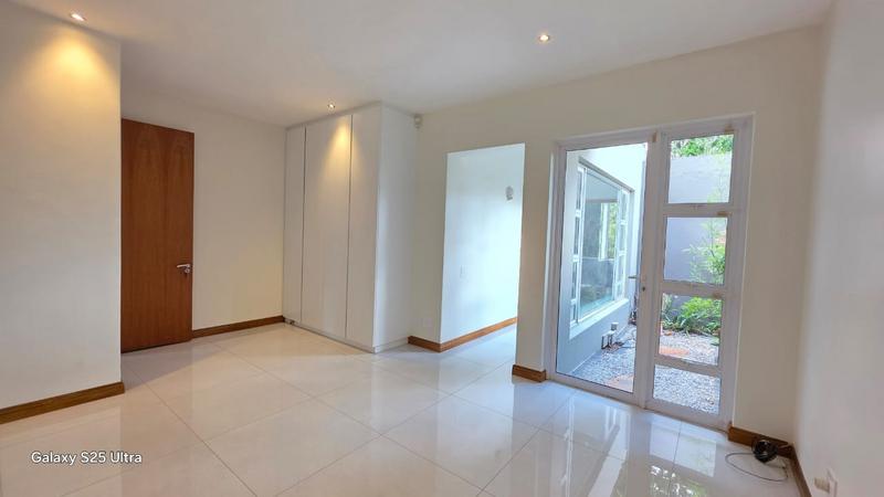 To Let 5 Bedroom Property for Rent in Sandhurst Gauteng