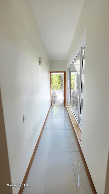 To Let 5 Bedroom Property for Rent in Sandhurst Gauteng