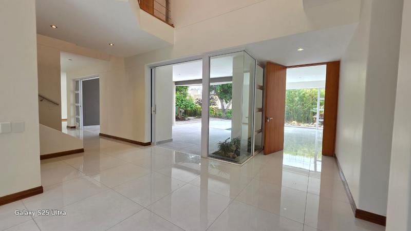 To Let 5 Bedroom Property for Rent in Sandhurst Gauteng