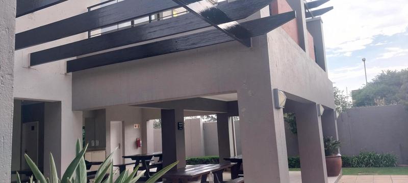 To Let 2 Bedroom Property for Rent in Sunninghill Gauteng