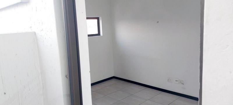 To Let 2 Bedroom Property for Rent in Sunninghill Gauteng