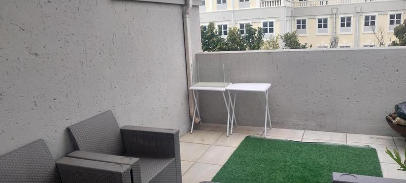 To Let 2 Bedroom Property for Rent in Sunninghill Gauteng