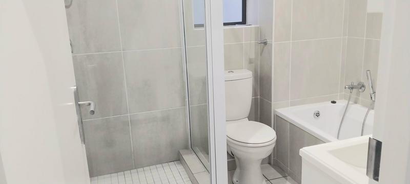 To Let 2 Bedroom Property for Rent in Sunninghill Gauteng