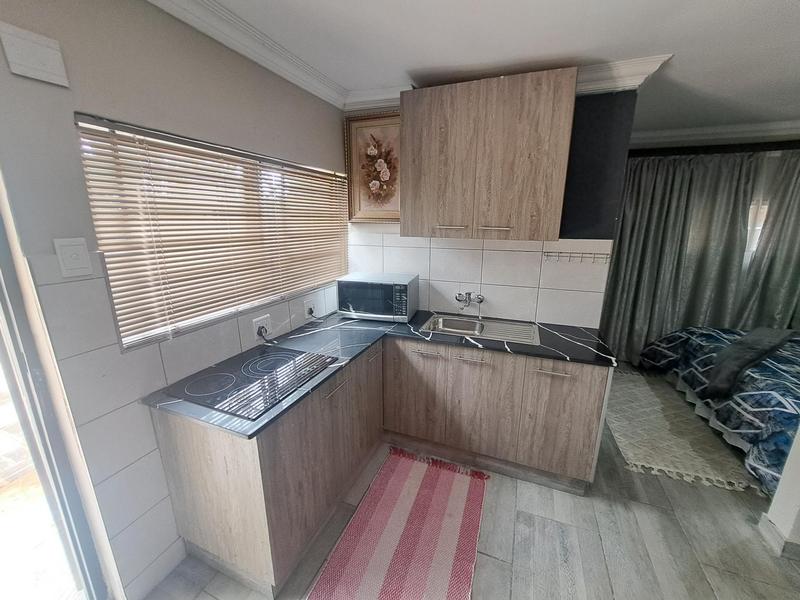 To Let 1 Bedroom Property for Rent in Muckleneuk Gauteng