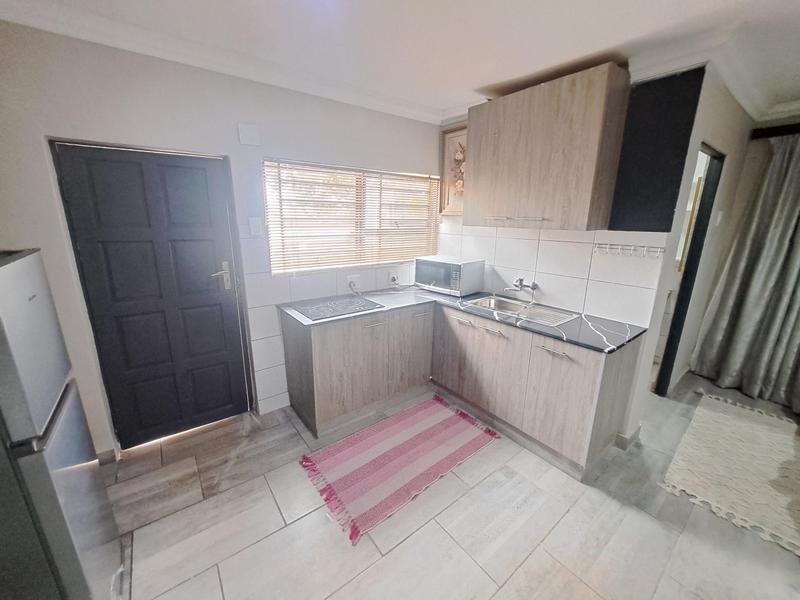 To Let 1 Bedroom Property for Rent in Muckleneuk Gauteng