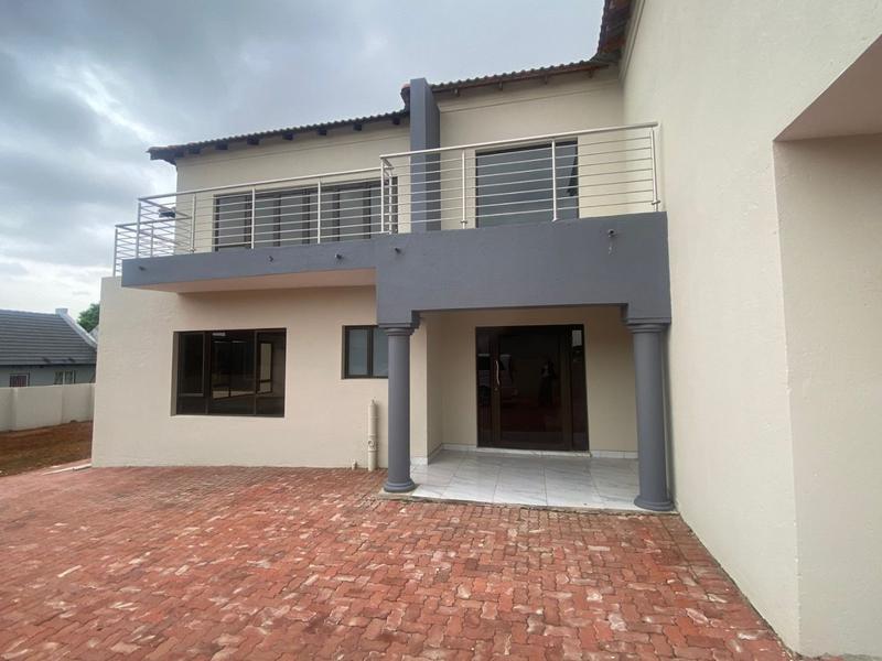 4 Bedroom Property for Sale in Amandasig Gauteng