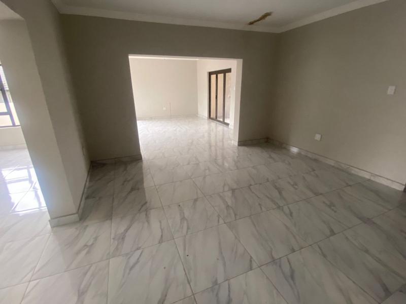 4 Bedroom Property for Sale in Amandasig Gauteng