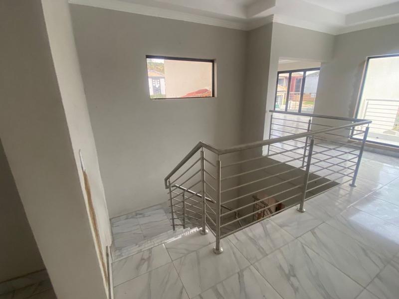 4 Bedroom Property for Sale in Amandasig Gauteng