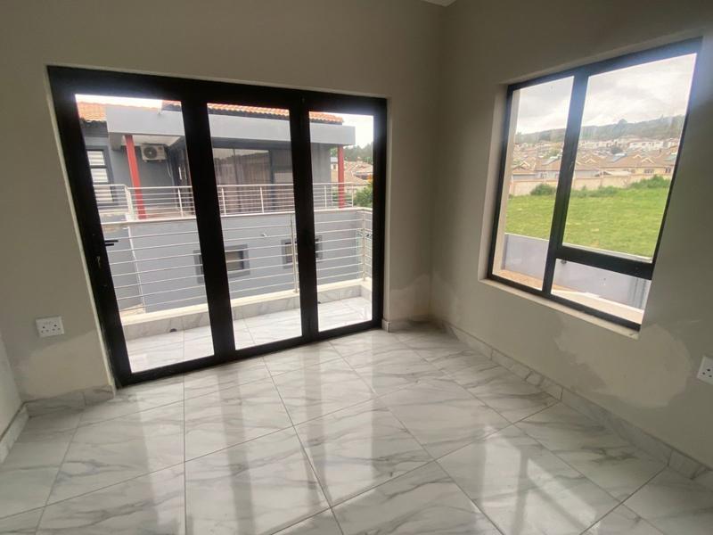 4 Bedroom Property for Sale in Amandasig Gauteng
