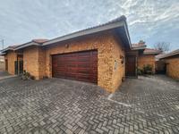 3 Bedroom Property for Sale in New Redruth Gauteng