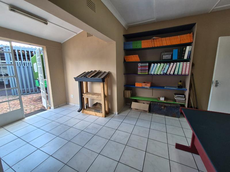 Commercial Property for Sale in New Redruth Gauteng