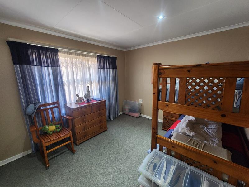 3 Bedroom Property for Sale in New Redruth Gauteng