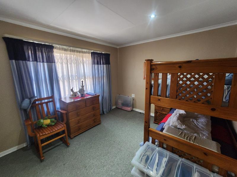 3 Bedroom Property for Sale in New Redruth Gauteng