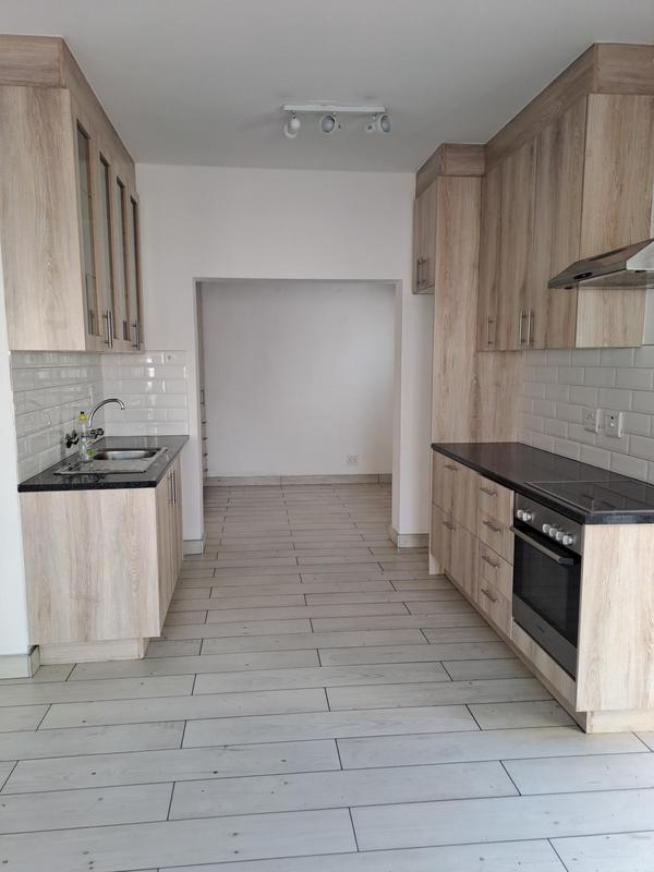 To Let 3 Bedroom Property for Rent in Wendywood Gauteng