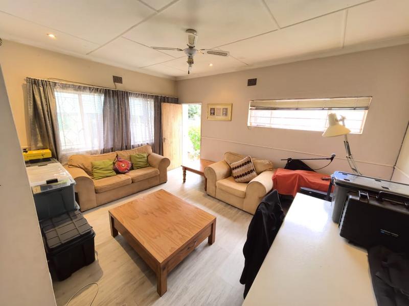 To Let 1 Bedroom Property for Rent in Edenvale Gauteng