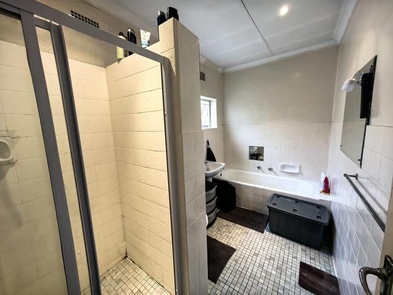 To Let 1 Bedroom Property for Rent in Edenvale Gauteng