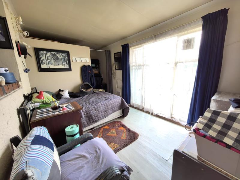 To Let 1 Bedroom Property for Rent in Edenvale Gauteng