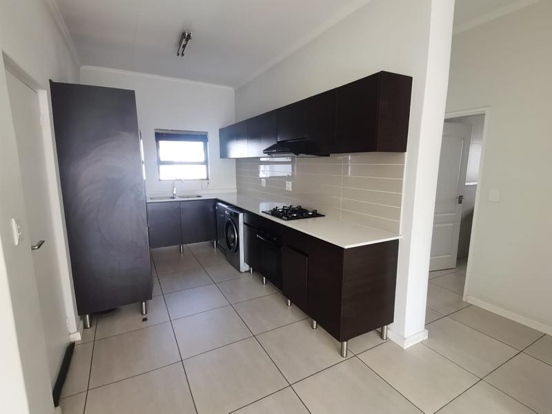 To Let 2 Bedroom Property for Rent in Greenstone Hill Gauteng
