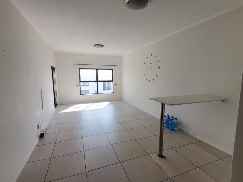 To Let 2 Bedroom Property for Rent in Greenstone Hill Gauteng