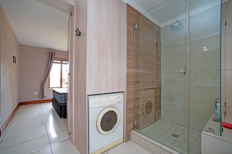 2 Bedroom Property for Sale in Bedfordview Gauteng