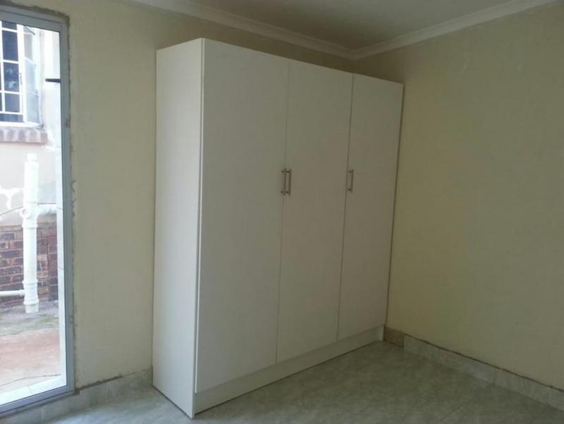 To Let 5 Bedroom Property for Rent in Primrose Hill Gauteng