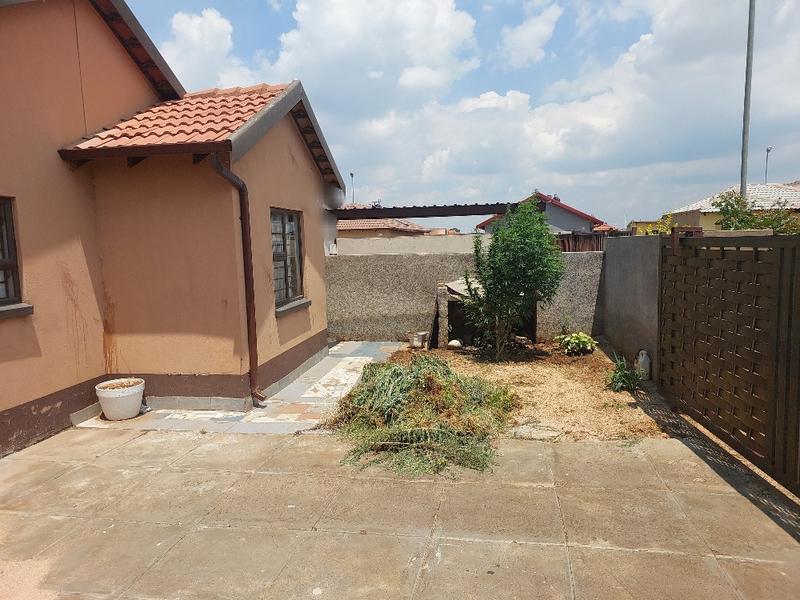 3 Bedroom Property for Sale in Windmill Park Gauteng