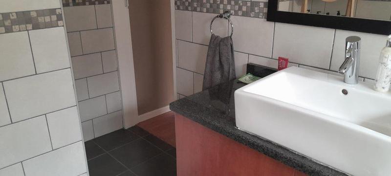 To Let 1 Bedroom Property for Rent in Primrose Gauteng