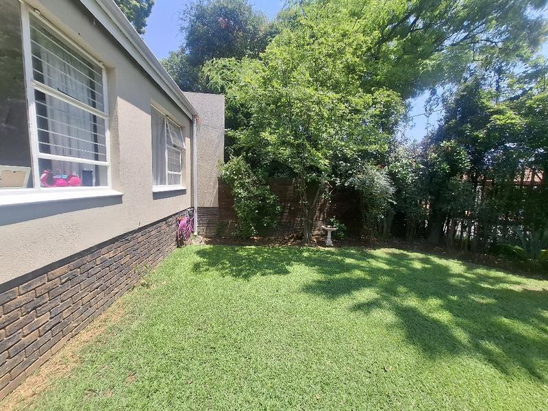 3 Bedroom Property for Sale in Broadacres Gauteng