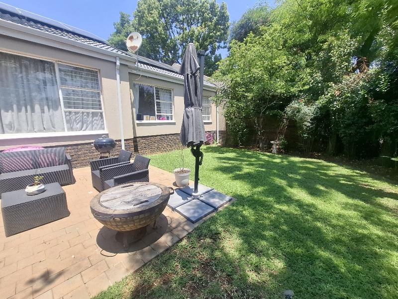 3 Bedroom Property for Sale in Broadacres Gauteng