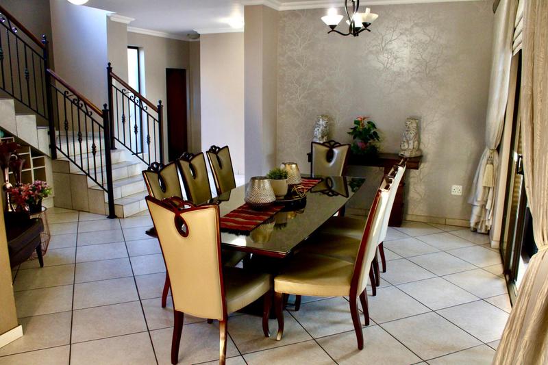 5 Bedroom Property for Sale in Montana Tuine Gauteng