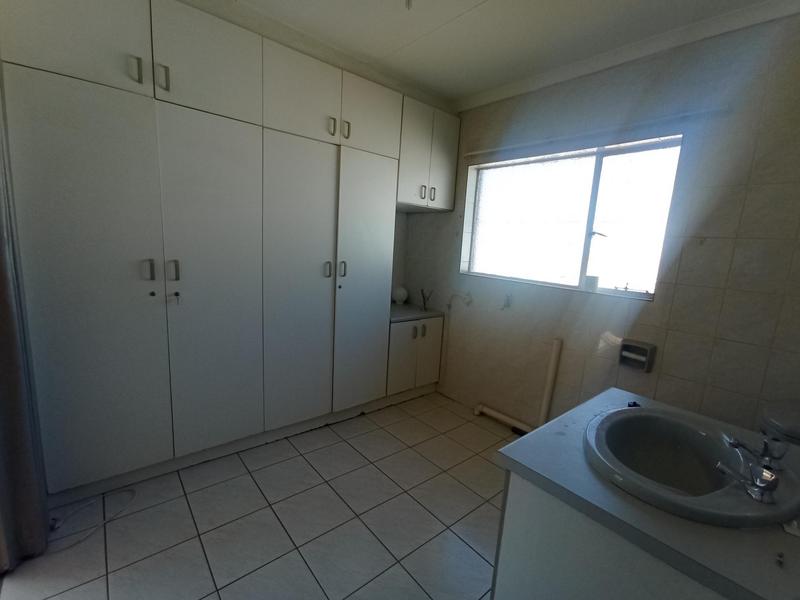 To Let 2 Bedroom Property for Rent in Discovery Gauteng