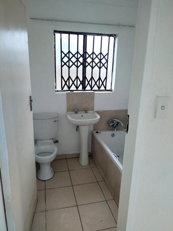 To Let 2 Bedroom Property for Rent in Riverlea Gauteng