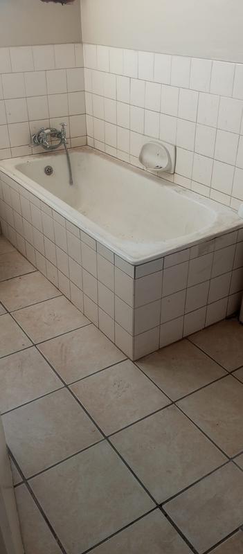 To Let 1 Bedroom Property for Rent in Sunnyside Gauteng