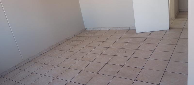 To Let 1 Bedroom Property for Rent in Sunnyside Gauteng