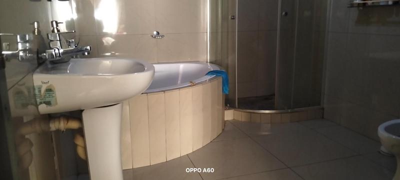 3 Bedroom Property for Sale in Zonkezizwe Gauteng