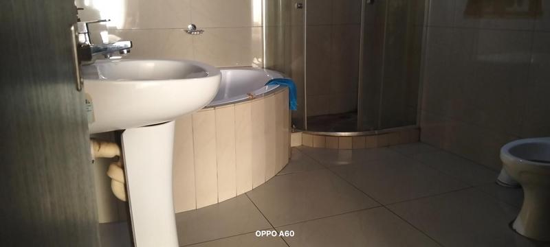 3 Bedroom Property for Sale in Zonkezizwe Gauteng