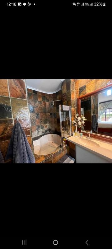 6 Bedroom Property for Sale in Amandasig Gauteng