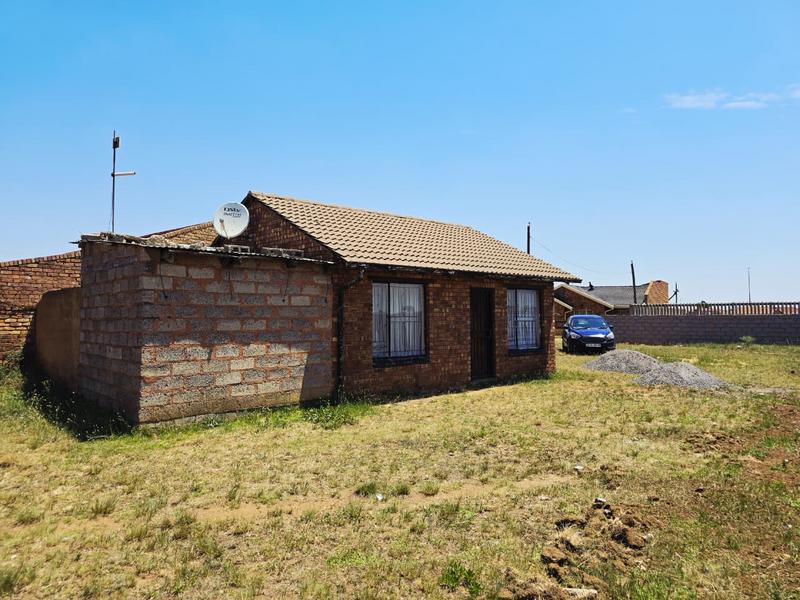 2 Bedroom Property for Sale in Tsakane Gauteng