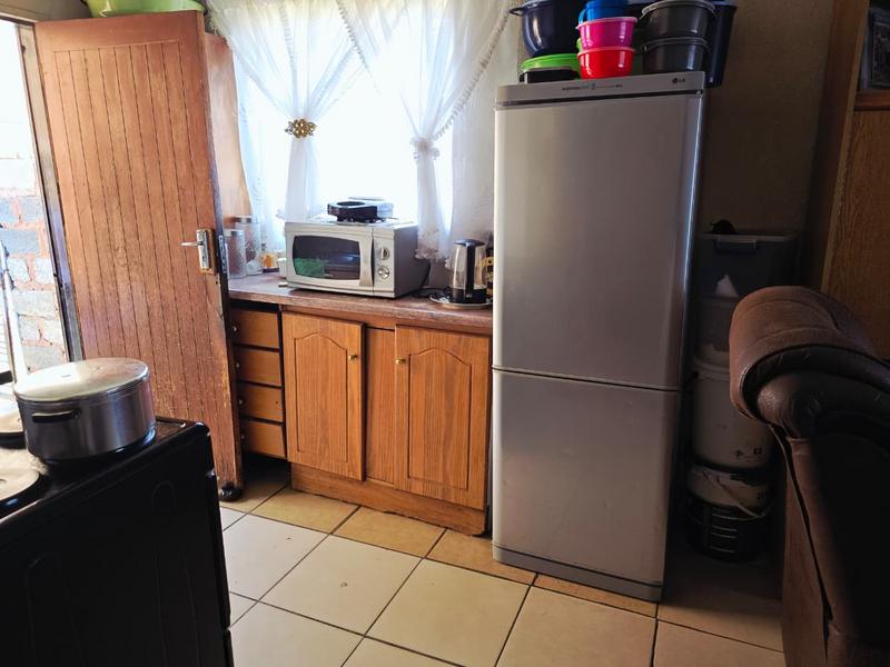 2 Bedroom Property for Sale in Tsakane Gauteng