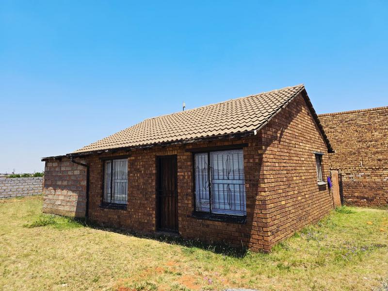 2 Bedroom Property for Sale in Tsakane Gauteng