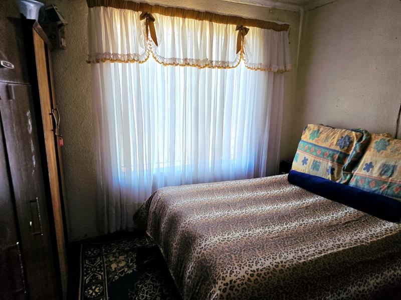 2 Bedroom Property for Sale in Tsakane Gauteng