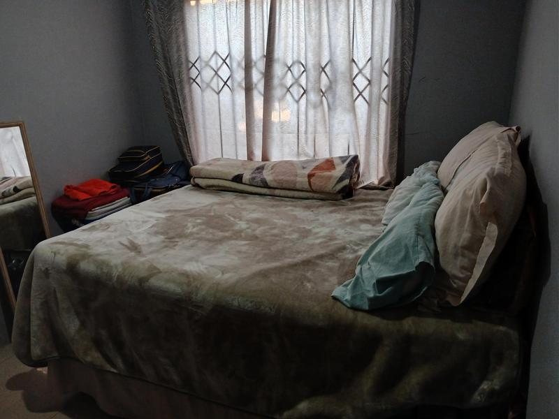 5 Bedroom Property for Sale in Lehae Gauteng