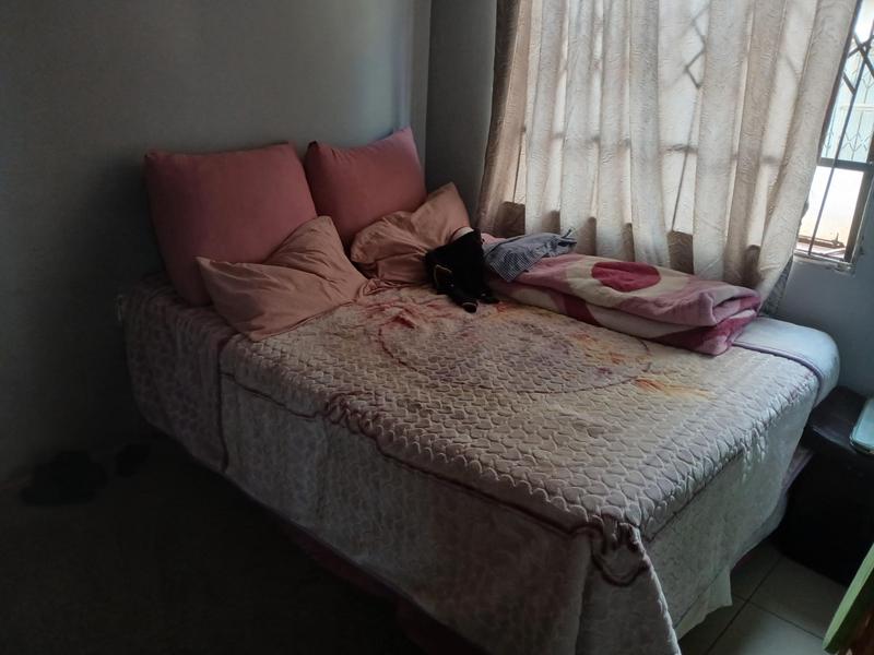 5 Bedroom Property for Sale in Lehae Gauteng