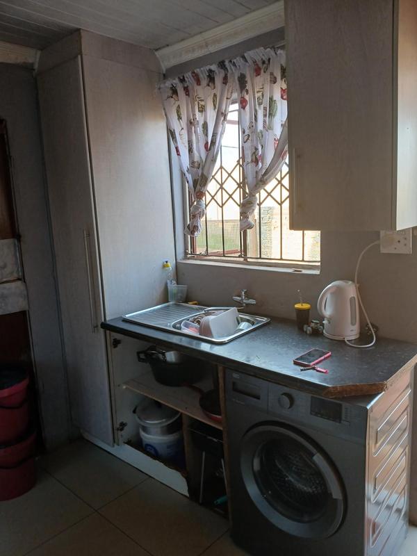 5 Bedroom Property for Sale in Lehae Gauteng