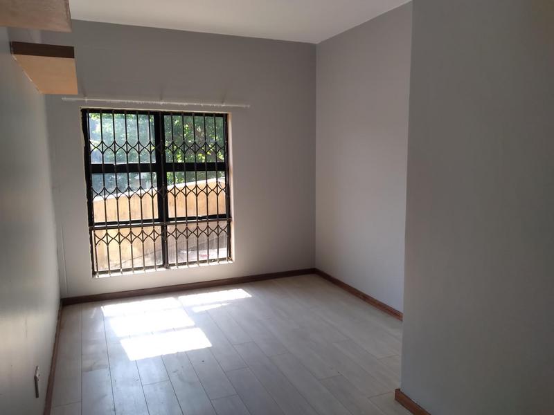 2 Bedroom Property for Sale in Milpark Gauteng