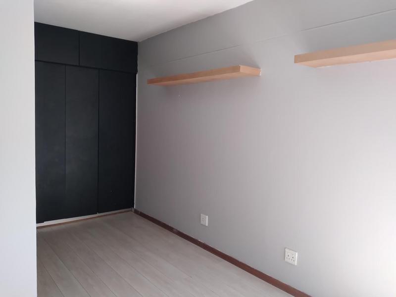 2 Bedroom Property for Sale in Milpark Gauteng