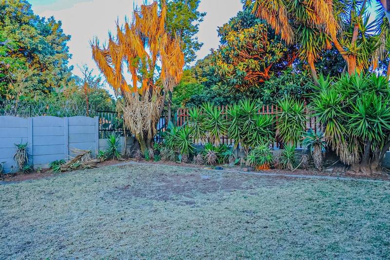 5 Bedroom Property for Sale in Birch Acres Gauteng