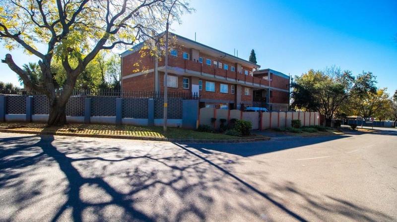 2 Bedroom Property for Sale in Edleen Gauteng