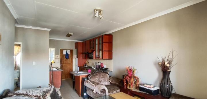 2 Bedroom Property for Sale in Elspark Gauteng
