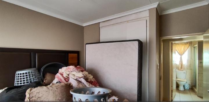 2 Bedroom Property for Sale in Elspark Gauteng